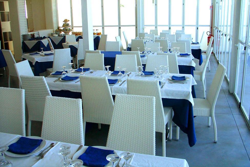 Hotel La Terrazza Барлетта Екстер'єр фото