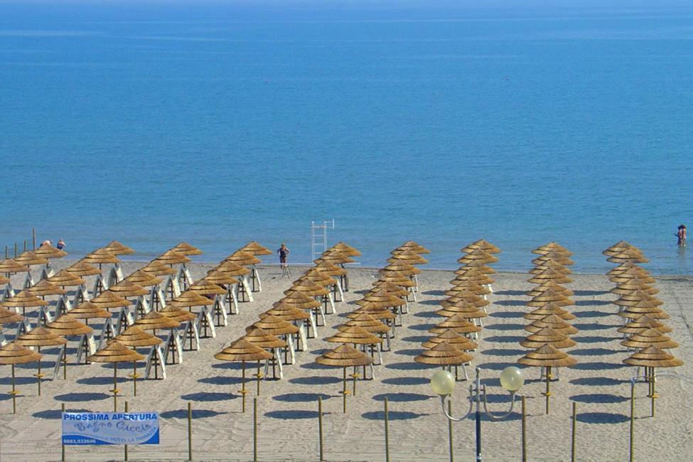 Hotel La Terrazza Барлетта Екстер'єр фото